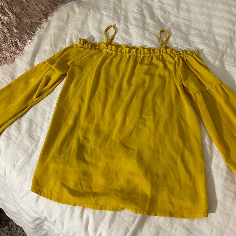 Cold shoulder yellow blouse